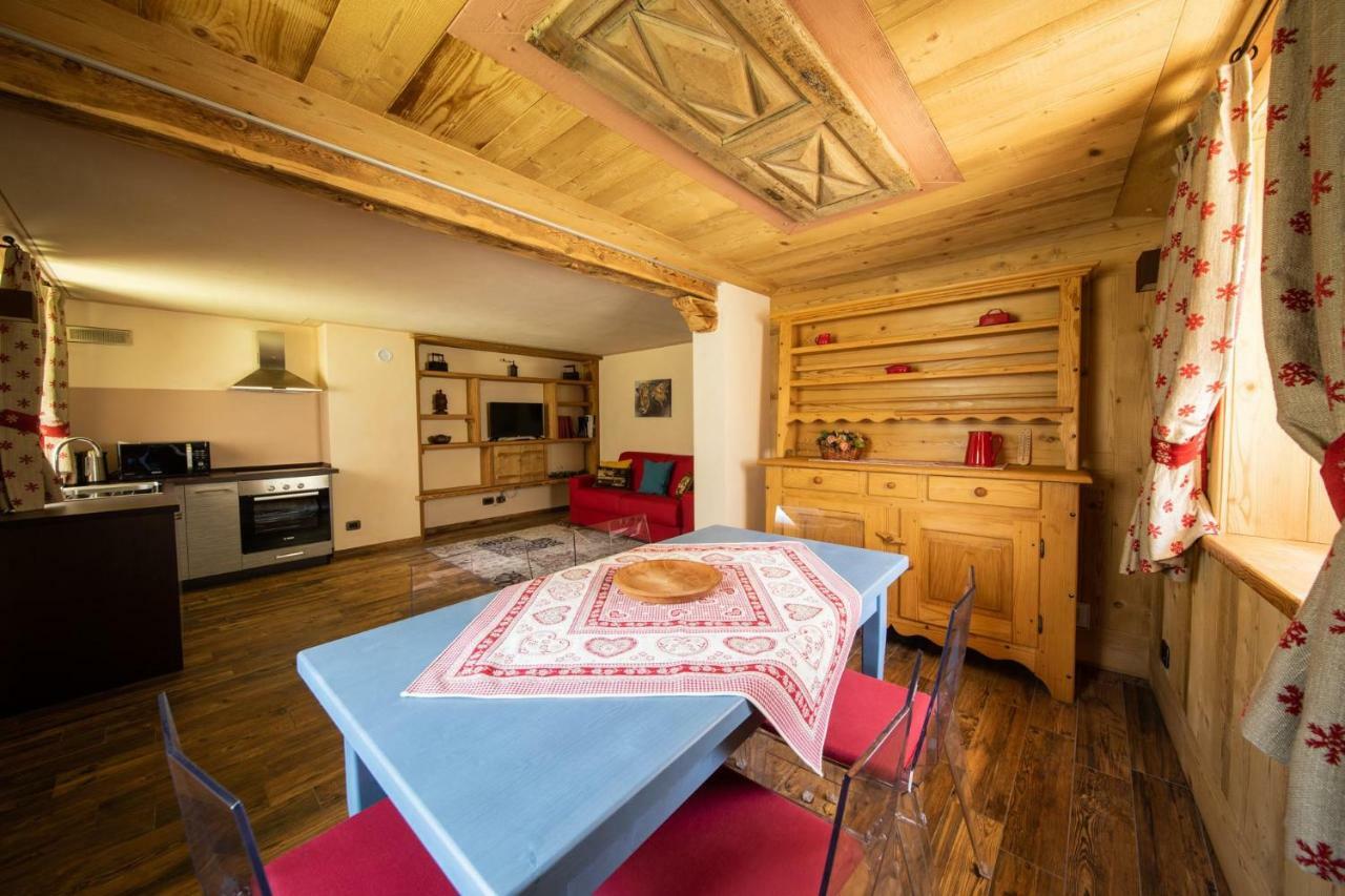 Petit Haury - Alloggi Ad Uso Turistico Vda N 0039 E N 0040 -